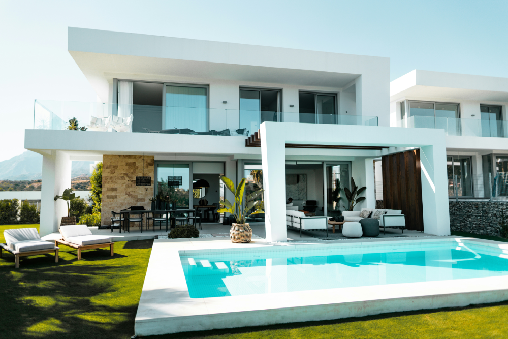 897 Kurrimine Close
